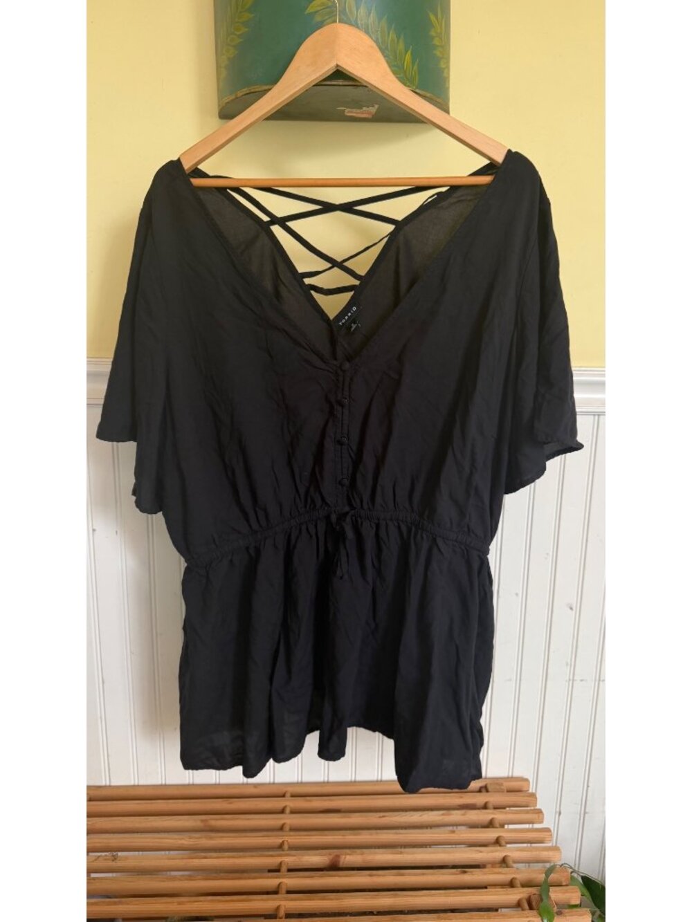 Torrid Black Crisscross Back Short Sleeve Tunic Top Size 3 Viscose Blend